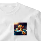 HanaCatStudioのかわいい猫ちゃんとひよこさんたちの楽しいお風呂タイム ワンポイントTシャツ