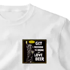 ビールとアート TM-3 Designの彫刻 × BEER（自由の女神）ステッカー風 ワンポイントTシャツ