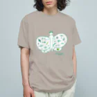 Futakawa Mayuのグッズショップのねこ　ちょうちょ　グリーン Organic Cotton T-Shirt