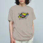 Mustard_Indigo_Blueのヒラメ×花柄 Organic Cotton T-Shirt