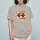 W-designの驚いたミニチュアダックスフンド オーガニックコットンTシャツ