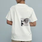 ビンパシーの館の花束でマジックする女の子 Organic Cotton T-Shirt