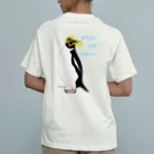 LalaHangeulの風に吹かれるイワトビペンギンさん(ハングルバージョン)　バックプリント オーガニックコットンTシャツ