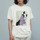 keeeeeep smilingの口紅を塗る女とスリスリする猫 オーガニックコットンTシャツ