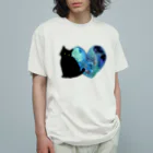 WAMI ARTの青いハートと黒猫ちゃん オーガニックコットンTシャツ