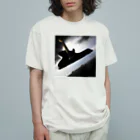 dolphineの空中に浮いてる巨大ギター Organic Cotton T-Shirt