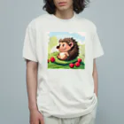 エリー💎好きで稼ぐ副業ソムリエ社長のピクニックをするハリネズミ Organic Cotton T-Shirt