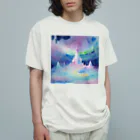 3tomo6's shopのオーロラの下に輝く結晶の城 Organic Cotton T-Shirt