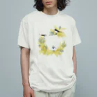 やちよ｜リアル鳥イラストの鶺鴒さんとミモザのリース（枝なし） Organic Cotton T-Shirt