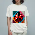 Mushikingのポップなテントウムシ オーガニックコットンTシャツ