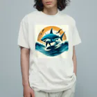 juten8のサメのサーフィン オーガニックコットンTシャツ