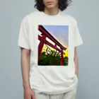 kayuuの夕陽に映える紅色の鳥居 Organic Cotton T-Shirt