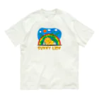 chicodeza by suzuriのライオンと虹と青空 Organic Cotton T-Shirt