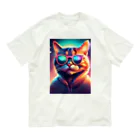 動物のオシャレ屋のサングラスをしている猫 オーガニックコットンTシャツ