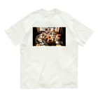 Modern MasteryのFeline Harmony Organic Cotton T-Shirt