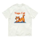 bravoadのヨガで猫のポーズ Organic Cotton T-Shirt