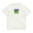 クロスクリエイティブのサッカーをしているトラ オーガニックコットンTシャツ