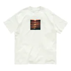 Mick-Fの湖面に映る夕焼けの空 オーガニックコットンTシャツ