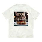 feliceのごはんを食べている猫 Organic Cotton T-Shirt