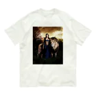 SWQAの女性とライオン Organic Cotton T-Shirt