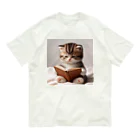 しんふぉショップの読書する赤ちゃんネコのグッズ Organic Cotton T-Shirt