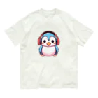 Vasetti_pressの赤いヘッドホンを付けているペンギン Organic Cotton T-Shirt