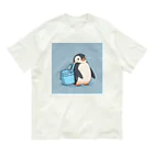 ganeshaのかわいいペンギンとおもちゃのバケツ オーガニックコットンTシャツ