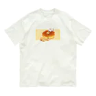 雑貨屋きゅう＠suzuri支店のにゃんこ＆食《くるみパン》しましまB オーガニックコットンTシャツ
