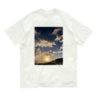 Nobuの朝の太陽と雲 オーガニックコットンTシャツ