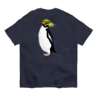 LalaHangeulの風に吹かれるイワトビペンギンさん(文字無しバージョン) バックプリント オーガニックコットンTシャツ