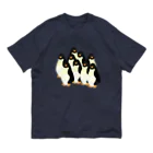 mendakoshopのこっちを見てくるペンギン オーガニックコットンTシャツ