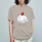 満月喫茶🌕雑貨店のふるえるうさぎいちご大福 グッズ オーガニックコットンTシャツ