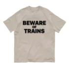 CIPANGOの【道路標識】BEWARE OF TRAINS（汽車に注意）（踏切） Organic Cotton T-Shirt