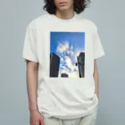 錆猫の館のビルの谷間の龍神雲 Organic Cotton T-Shirt