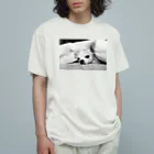 akane_art（茜音工房）のモノクロチワワ（アンニュイ1） オーガニックコットンTシャツ
