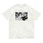 akane_art（茜音工房）のモノクロフラワー（キク） Organic Cotton T-Shirt