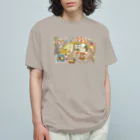 coeur.yu（クードットユー）の（②花マルシェバージョン）カレー屋さん　※こちらは②花マルシェバージョンです。背景にお花がない①シンプルバージョンもあります。 Organic Cotton T-Shirt