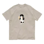 SUIMINグッズのお店の【中】ミルクアイスをまじめに運ぶねこ Organic Cotton T-Shirt