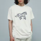 Futakawa Mayuのグッズショップの馬 ブチ 紺 オーガニックコットンTシャツ