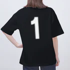 コチ(ボストンテリア)のバックプリント：ただの1です。（白文字） オーバーサイズTシャツ