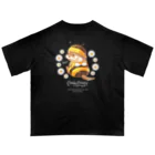 カワウソとフルーツのBaby Otters Honey（文字白色） オーバーサイズTシャツ