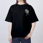 Djiro Online Shopの傾くグラスの薔薇Tシャツ オーバーサイズTシャツ