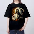 カビゴン商店のロンギヌスの槍がキリストに挑む壮大な瞬間を描いた作品 オーバーサイズTシャツ