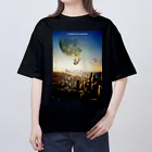 UNIREBORN WORKS ORIGINAL DESGIN SHOPのIL MONDO CHE SCOMPARE Oversized T-Shirt