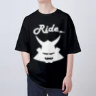 RAMUKiのRide兜（白） オーバーサイズTシャツ