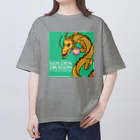 kazu_gの幸せの金龍さん（緑） オーバーサイズTシャツ