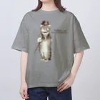 アトリエPTIMOのマヌルネコ紳士 Oversized T-Shirt