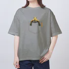 めろんぽっぷのお店だよのポケットからニホンイシガメ 大ポケット Oversized T-Shirt