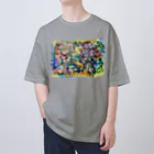 mikoのはみ出しモンスター Oversized T-Shirt