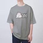 TMJ worksのぐうたら白猫。stuffed. オーバーサイズTシャツ